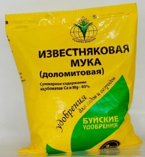 Подкормка- доломитовая мука
