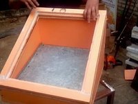 Модель солнечной воскотопки